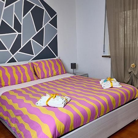 Apartamento Stabia House Parma Exterior foto